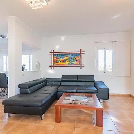 Annalisa Vila Corralejo